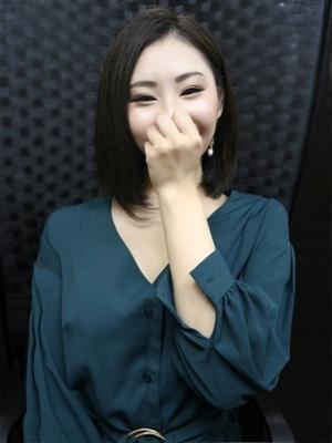 えれな（24歳）