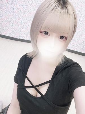 にいな（19歳） 町田ギャルの宅急便