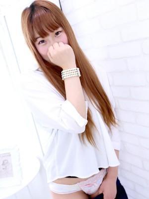 らいあ（18歳） 美女物語