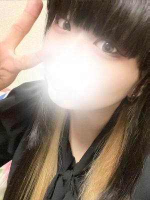 かなの（18歳） 美女物語