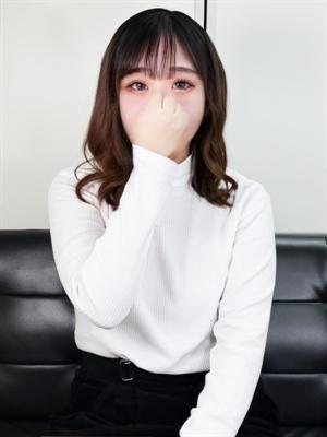 えま（19歳） 大人の遊園地
