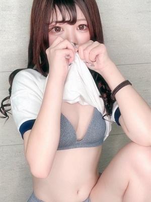 もえの（18歳） ルーフ大阪店