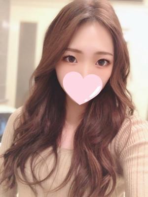 アズサ（22歳）