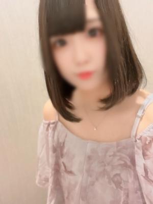 えな（23歳） 子猫クラブ