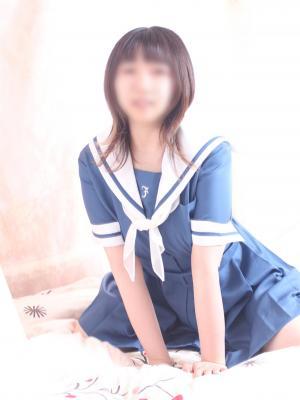 なお（22歳） 子猫クラブ