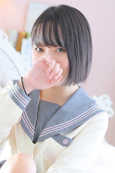はく（20歳） デザインプリズム