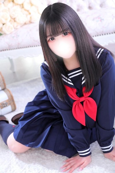あずみ（20歳） デザインプリズム