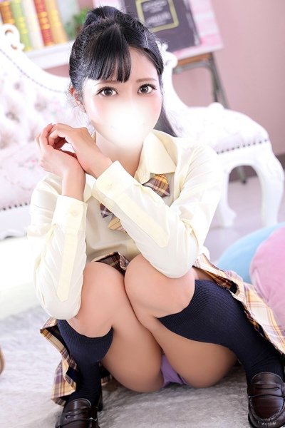 ゆの（22歳） デザインプリズム