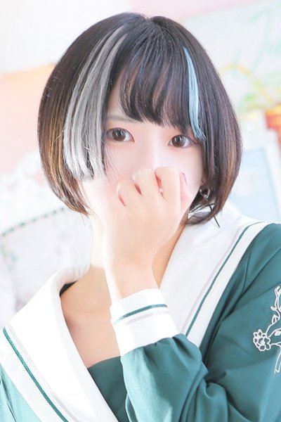 めあ（20歳） デザインプリズム