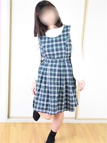 ひなこ（19歳） るっきんぐらぶ