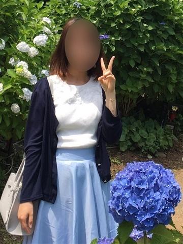 はな（22歳） るっきんぐらぶ