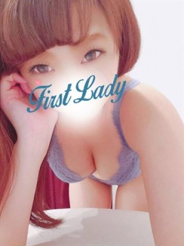 りさ（23歳） ファーストレディー