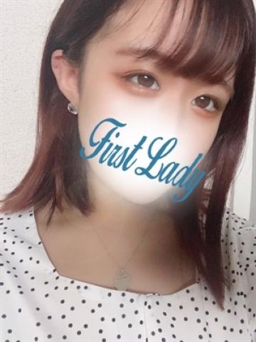 ここな（19歳） ファーストレディー