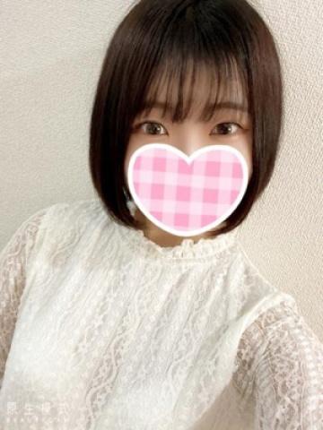 なこ（19歳）