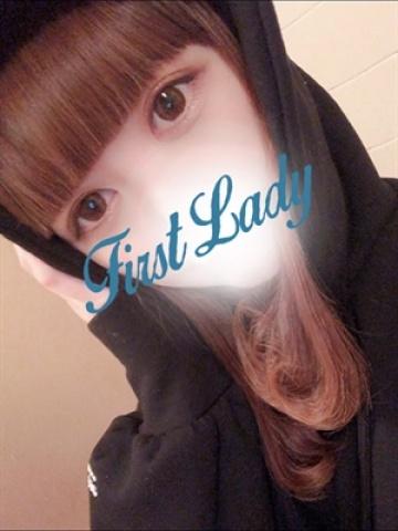 みり（22歳） ファーストレディー