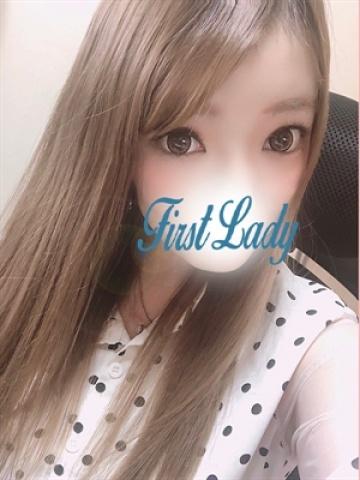 りほ（24歳） ファーストレディー
