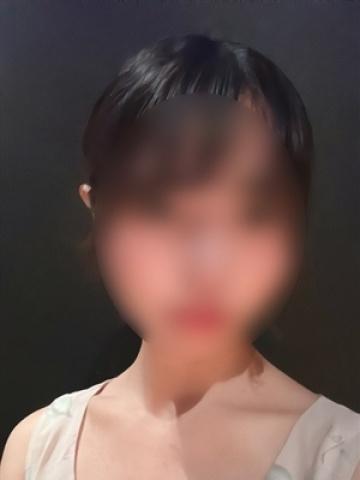 あやね（18歳）
