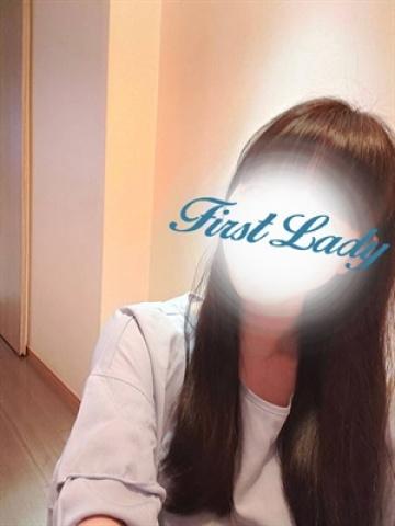 みお（24歳） ファーストレディー