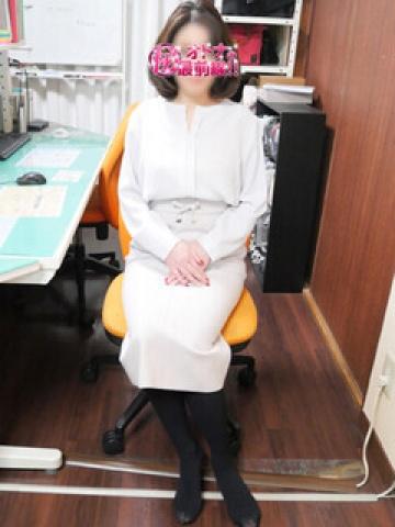 エレナ（45歳）