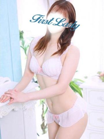らん（27歳） ファーストレディー