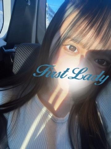 ななみ（19歳） ファーストレディー