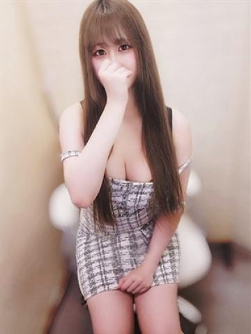 りの（22歳） 大阪デリヘル Rufe大阪(ルーフ大阪)