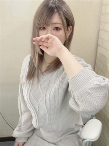 かえで（21歳） 大阪デリヘル Rufe大阪(ルーフ大阪)