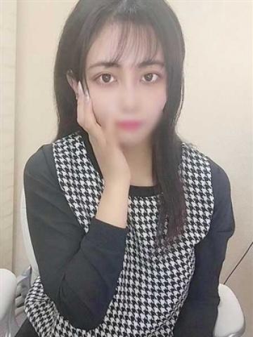 あゆみ（20歳） 大阪デリヘル Rufe大阪(ルーフ大阪)