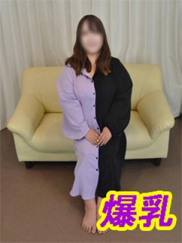 しずく（24歳） 福生デリ倶楽部