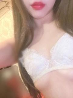 みう（26歳） ファーストレディー