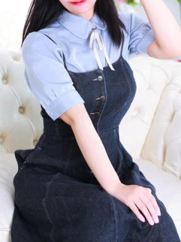 ひまり（22歳） 素人妻御奉仕倶楽部Hip’s千葉栄町店