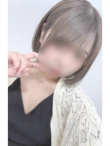 れおな（18歳）