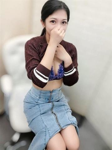 うみ（23歳） 大阪デリヘル Rufe大阪(ルーフ大阪)