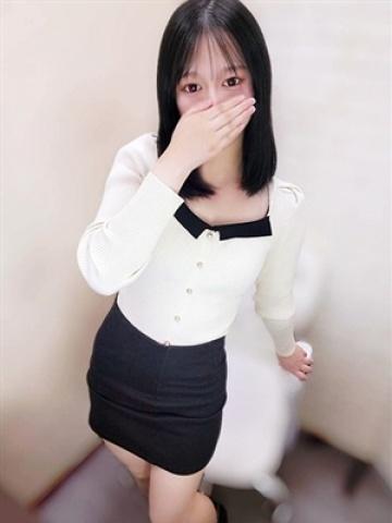 ひみつ（19歳） 大阪デリヘル Rufe大阪(ルーフ大阪)