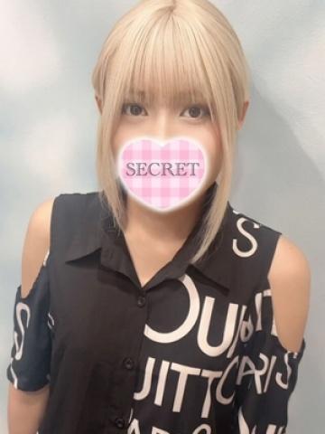 るるな（22歳） エコ難波店