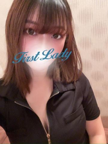 れな（21歳） ファーストレディー