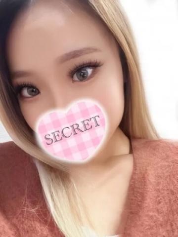 まゆ（20歳） エコ難波店