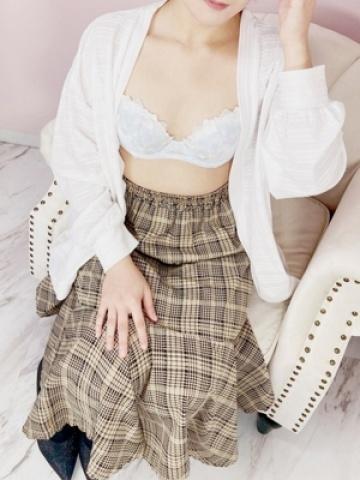 れいな（20歳） 素人妻御奉仕倶楽部Hip’s松戸店