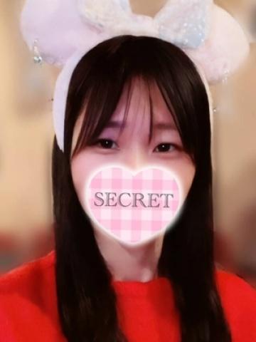 ひとみ（18歳） エコ難波店