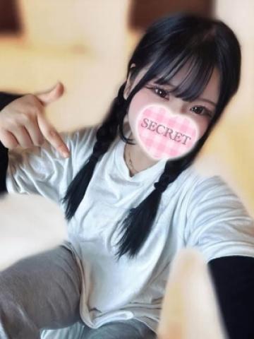 しゅな（19歳） エコ難波店
