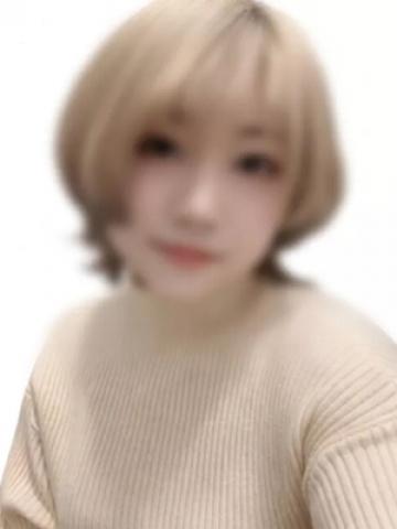 あすな（18歳） エコ京橋店