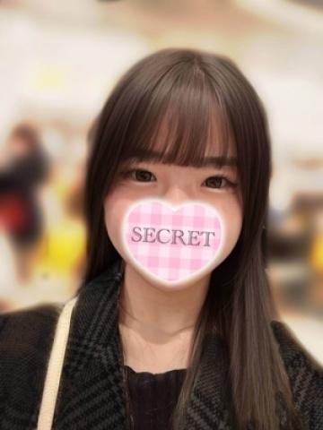 ももち（19歳） エコ難波店