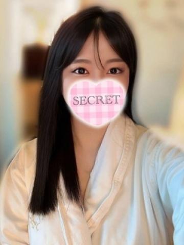 あてな（21歳） エコ難波店