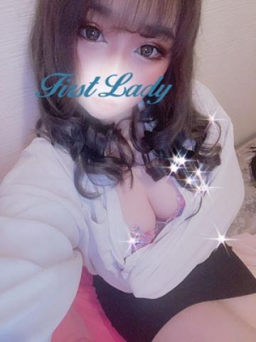 あしゅ（22歳） ファーストレディー