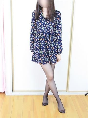 ゆり（23歳） るっきんぐらぶ