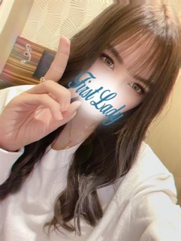 あいら（20歳） ファーストレディー