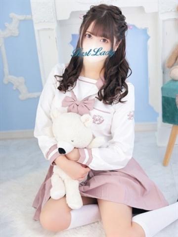 かなの（20歳） ファーストレディー