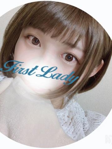 すず（24歳） ファーストレディー
