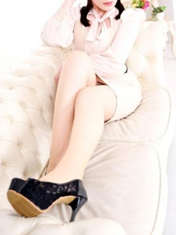あおい（31歳） 素人妻御奉仕倶楽部Hip’s千葉栄町店