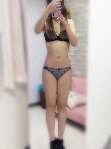 ひな（19歳） 横浜デリヘル　ギャルの宅急便